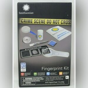 Smithsonian Science Activities Finger Print Kit new in sealed box